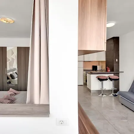 Chasna Apartment